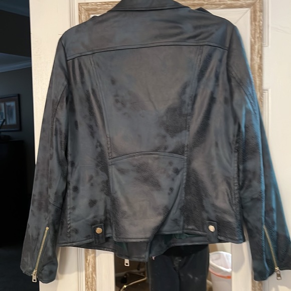 jacket - Picture 2 of 3